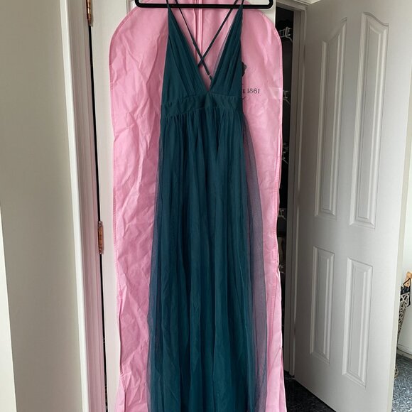 Emerald Green Mesh Maxi Dress - Picture 3 of 5